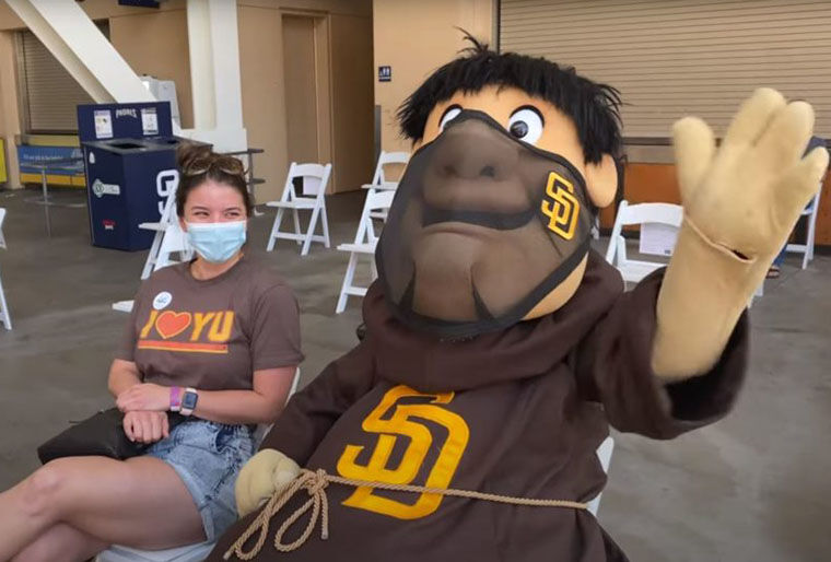 Vaccination Event At Petco Park ...